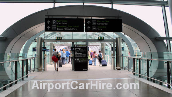 Conection corridor to terminal 2 at Dublin Airport