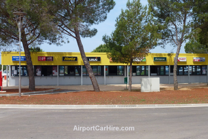  Zadar Airport Car Hire Desks