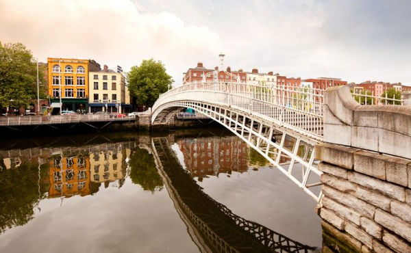 Dublin half penny bridge